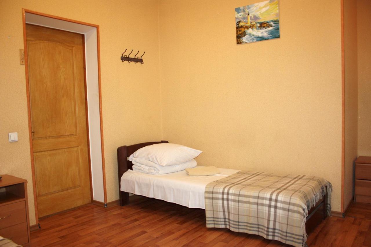 Inn Khlibodarskiy Khlibodarske Екстериор снимка